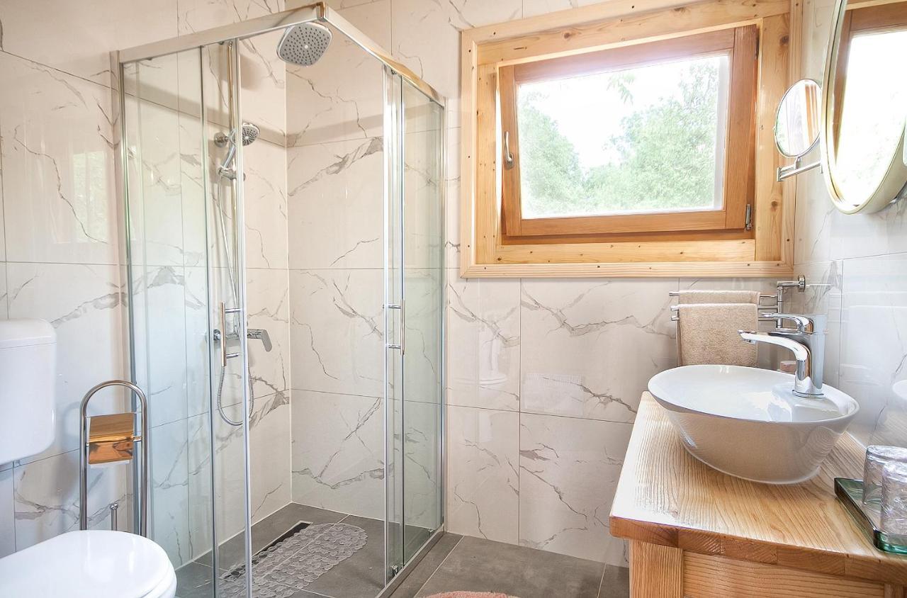 Country Lodge Vukovic Rakovica Dış mekan fotoğraf
